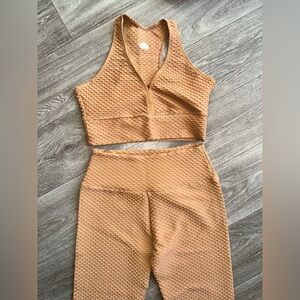 Booty by Brabants Textured Tan Leggings Set